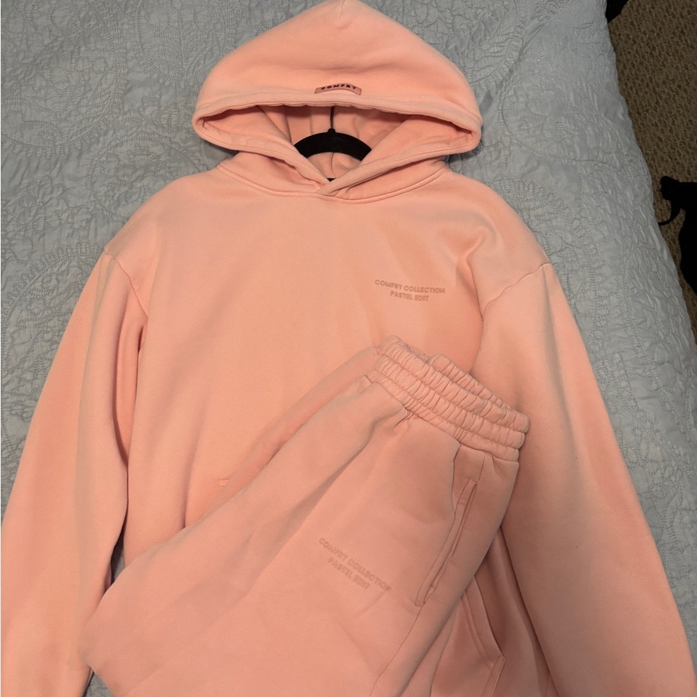 Comfrt Pastel Pink Set Womens
